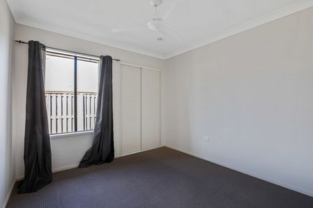 Large Family Home - Photo 4