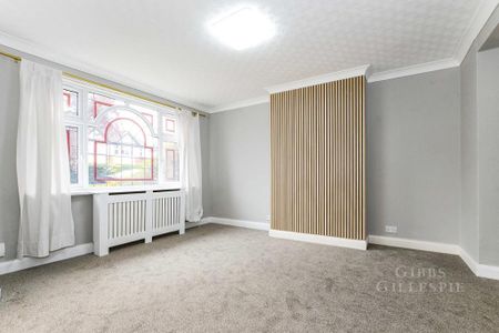 5 bedroom semi-detached house to rent - Photo 3