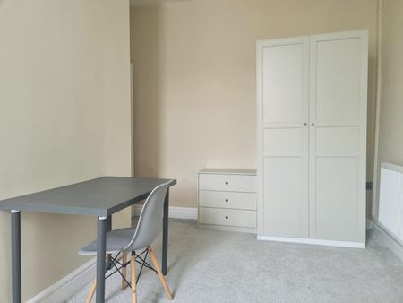 2 Bed Flat, Alderson Road, L15 - Photo 4