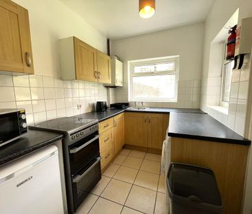 4 bedroom house share to rent - Photo 2