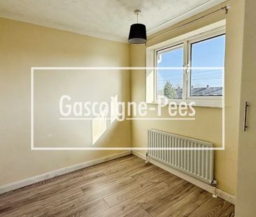 Stag Hill Basingstoke - Photo 3