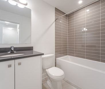 For Lease - 36 Waterside Way, Whitby, Ontario - Photo 4