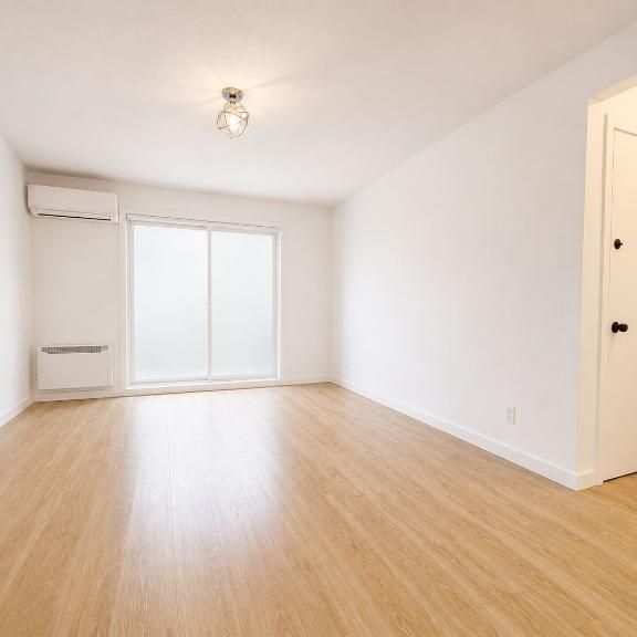 2 CH - 1 SDB - Sainte-Julie - $1,600 /mo - Photo 1