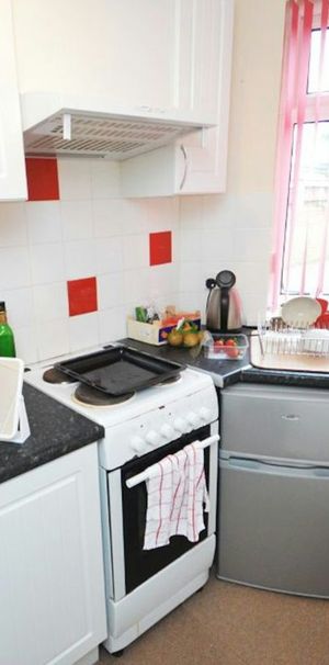 Marshall Terrace, Gilesgate, DH1 - Photo 1