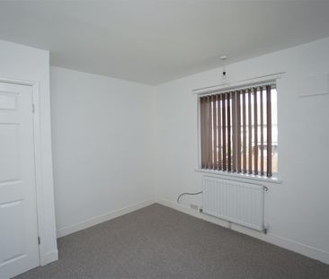 2 bedroom House To Let - Photo 3