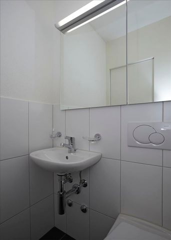 "Your new feel-good home!" - Photo 5