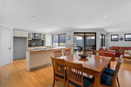 Relaxed Coastal Living in a Sought-After Location - Photo 5