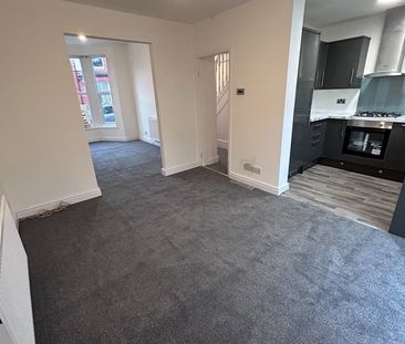 3 Bed Terraced House, Beechwood Avenue, CH45 - Photo 4