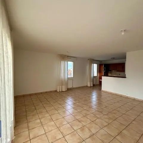 Appartement à louer 3 pièces 76.54m² - Photo 1