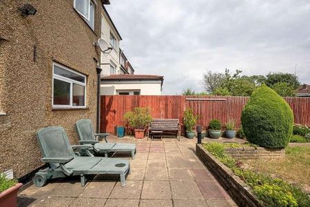 Yeading Avenue, Harrow, HA2 - Photo 2