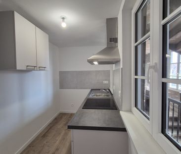 Un charmant 2 pièces récent – Cathédrale / rue du Chapon - Photo 2