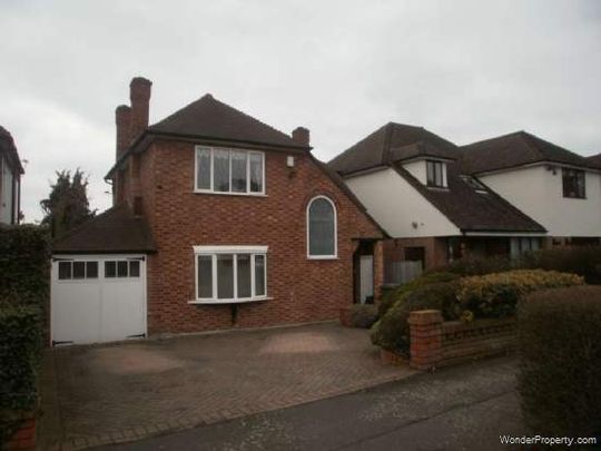 4 bedroom property to rent in Woodford Green - Photo 1