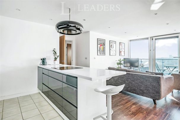 2 bedroom apartment to rent The Blue Building, Gunwharf Quays, Portsmouth, PO1 - Photo 1