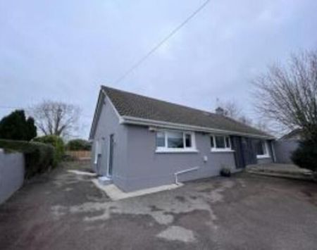 Modern 4 bed, Rochestown, Co. Cork - Photo 2