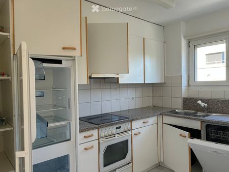 3.5-Zimmer-Wohnung mit Balkon in Zürich-Wollishofen - Photo 3