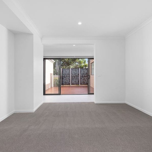 5 Hawkesmeade Street, Balnarring Beach VIC 3926 - House For Rent | Domain - Photo 1