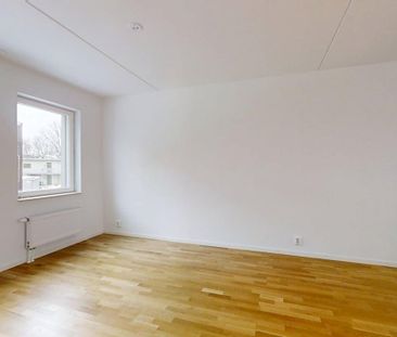 Stridsvagnsvägen, Kristianstad - Photo 1