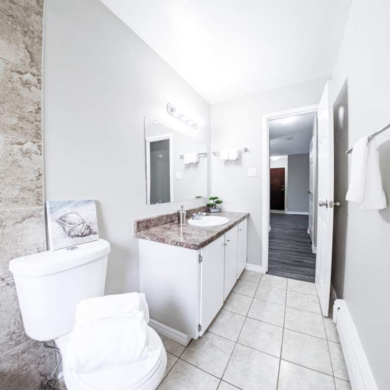 Parkside Place Apartments - ALL INCLUSIVE - Photo 1