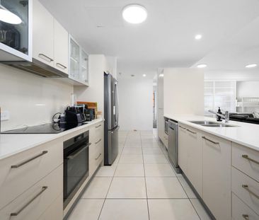 Furnished Easy Living in a Sought-After Labrador Pocket - Photo 5