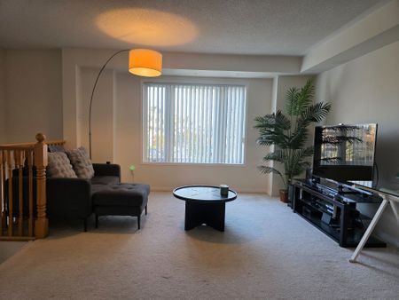 For Lease - 3050 Erin Center N/A Unit# 164, Mississauga, Ontario - Photo 2