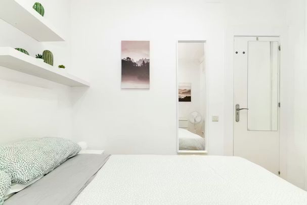 Carrer de Balmes, Barcelona, Catalonia 08008 - Foto 1