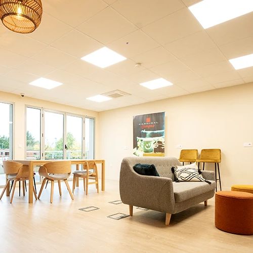 Ch 15m2 dans T3 43-44m2 rue - Photo 1