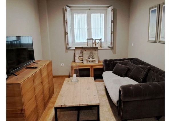 AQUILER ANUAL /PRECIOSO APARTAMENTO EN ZONA INMEJORABLE DEL CENTRO.