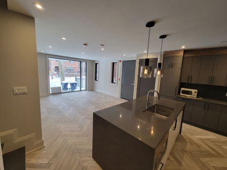 For Lease - 47 Madison Avenue Unit# 6, Toronto, Ontario - Photo 3