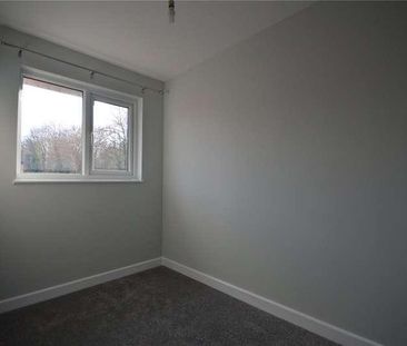 Kerry Close, Ramleaze, Swindon, SN5 - Photo 3