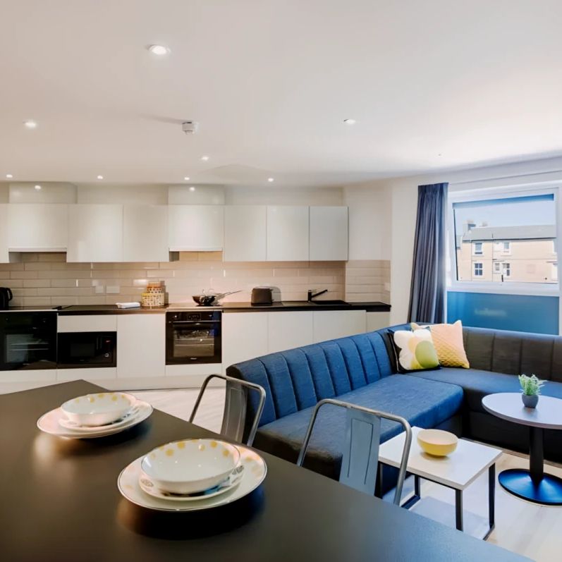 Premium En-suite DDA - Photo 1