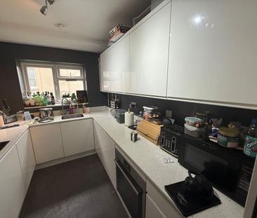 2 bedroom flat to rent - Photo 6