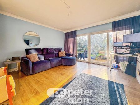 3 bedroom apartment to rent - Photo 2