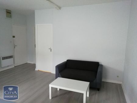 Location Appartement 2 pièces 32m² LE BLANC 36300 - Photo 2