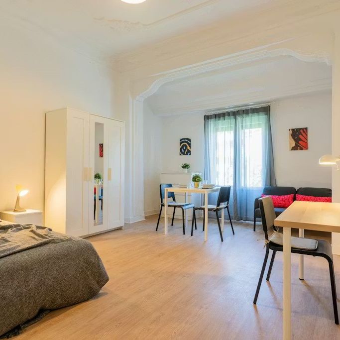 Carrer dHonorat Juan, Valencia, Valencian Community 46007 - Photo 1