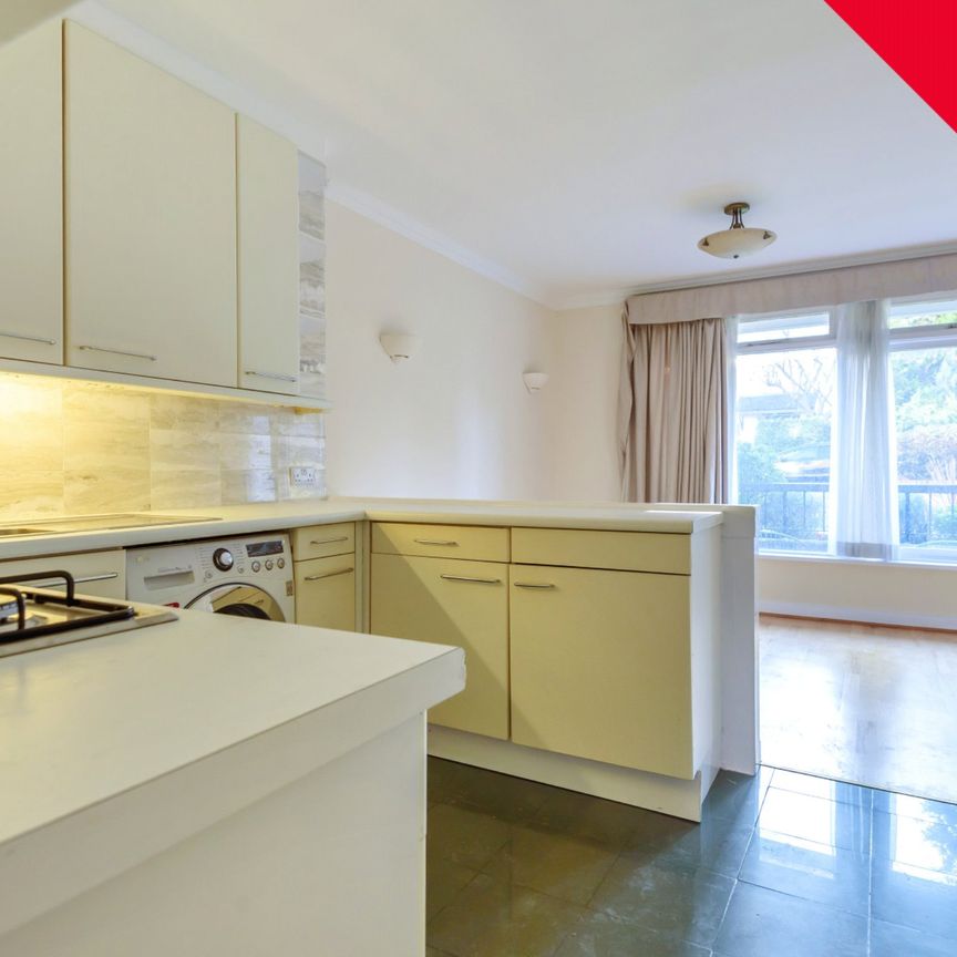 St Johns Avenue, London, SW15 - Photo 1