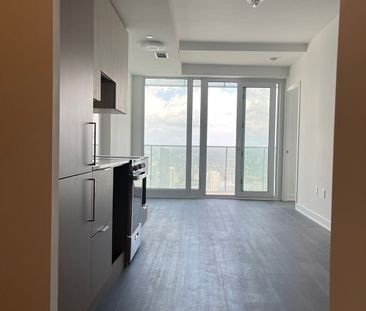 For Lease - 3900 Confederation Parkway Unit# 5302, Mississauga, Ont... - Photo 4