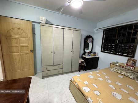 Yishun Street 11 (Yishun) - For Rent - Photo 2