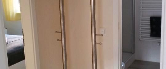 Warmmiete: Vollständig möbl. 2 Zi. Wohnung/Terrasse (60m²) l - Photo 1