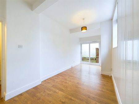 St Margarets Road, St Margarets - 1 bedroomProperty for lettings - Chasebuchanan - Photo 3