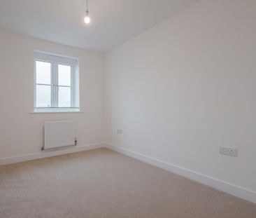 3 bedroom semi-detached house to rent - Photo 6
