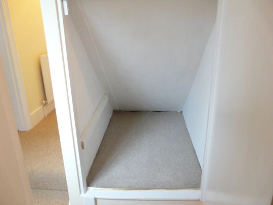 Evelina Road, London, SE15 - Photo 1