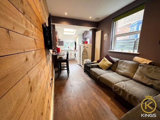 5 bedroom terraced house to rent - Photo 1