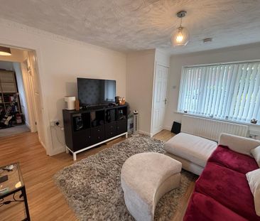 2 bedroom bungalow to rent - Photo 2