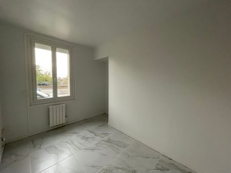 Location Appartement 2 pièces 29m² - Photo 3