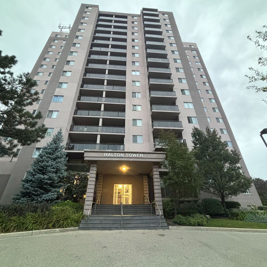 For Lease - 975 Warwick Court Unit# 1210, Burlington, Ontario - Photo 1