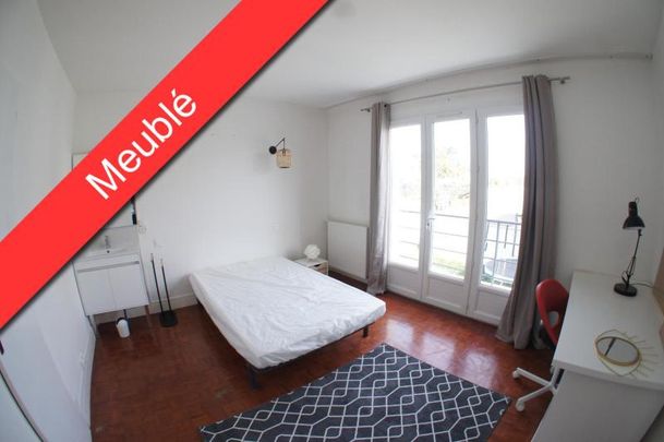 A louer chambre meublée dans appartement T4 en colocation ... - Photo 1