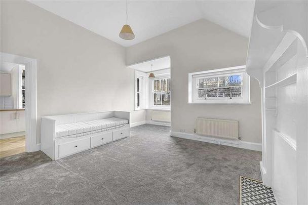 The Cloisters, Gordon Square, Bloomsbury, London, WC1H - Photo 1