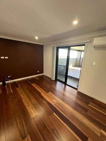 Modern 1-Bedroom Flat in Prime Bardia Location – Utilities Included - Photo 2