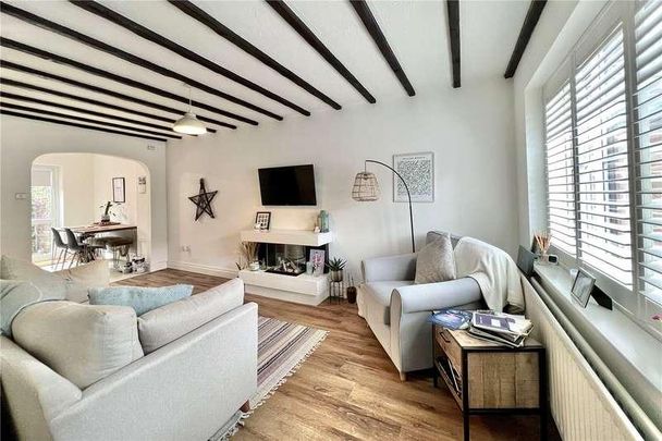 Old Town Close, Beaconsfield, HP9 - Photo 1