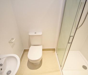 Studio to rent - Photo 5